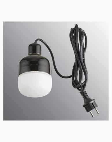 Ifö Electric Ohm Pendel Outdoor 100 höjd 155 mm, svart matt opalglas 3m svart gummikabel med stickpropp, IP44, G9, 20W