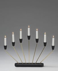 Konstsmide Sähköinen kynttilänjalka 7 kynttilää, messinkiä, musta pohja 24V / IP20