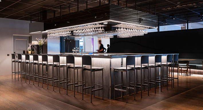 clean bar