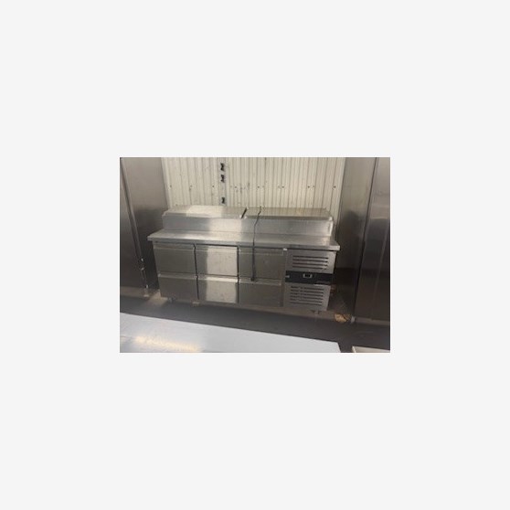 Beredningskylbänk 2+2+2 lådor