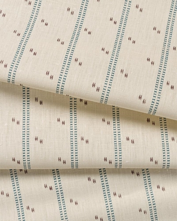 Helene Blanche Cross Stitch, Indigo Plum Tyg