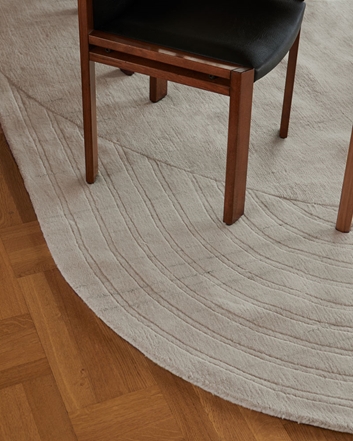 Layered Circular Light Oatmeal Matta