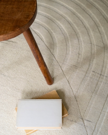 Layered Circular Light Oatmeal Matta