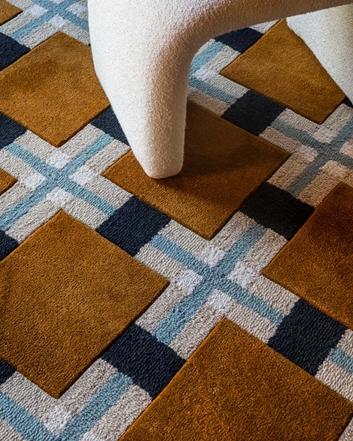Layered Evelina Kroon Wool Ochre Fields Matta