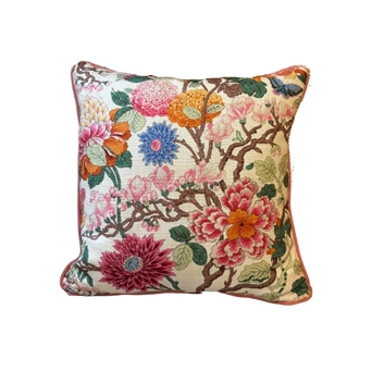 Engelska Tapetmagasinet Kudde Little Magnolia vit/rosa Kudde