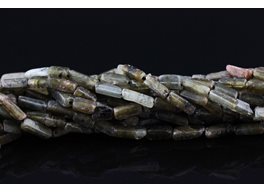 Labradorite sträng