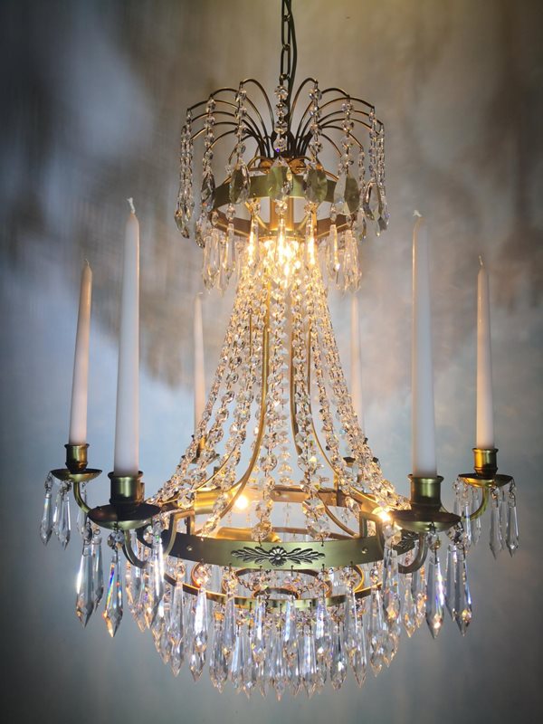 Norrsken Design Gustav Kristallkrona, Antikmässing