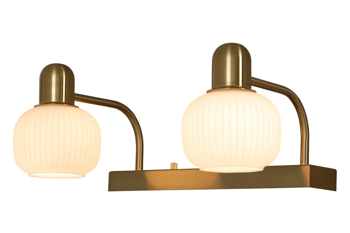 Aneta Lighting Messina skåpsbelysning 2:a mässing IP44