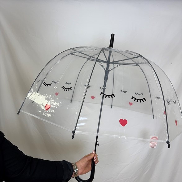 Paraply fransar & hjärtan