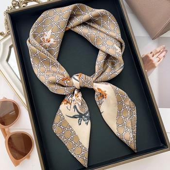Scarf blommigt