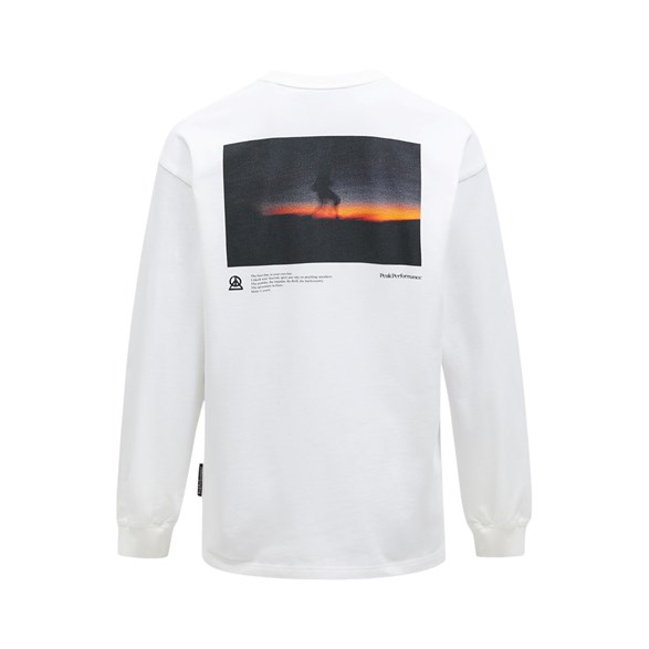 Peak Performance M Graphic Ls Tee-Offwhite