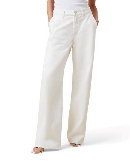 CHINOS