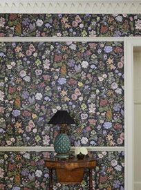 House of Hackney Floralia, Noir Tapet
