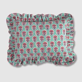 Övriga designers Cottage Flirt Block print Cushion Inredningsdetaljer