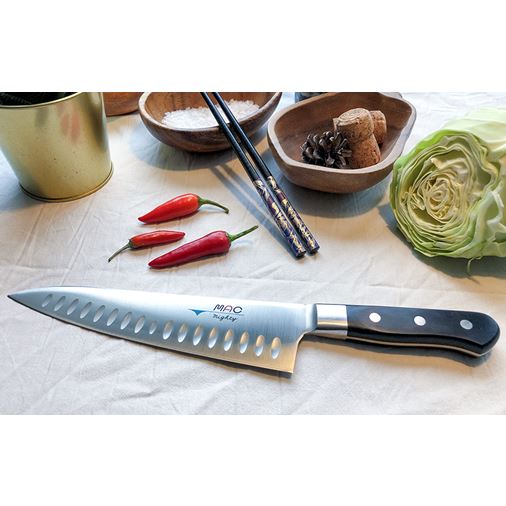 MAC Kockkniv med olivslipning, 20 cm