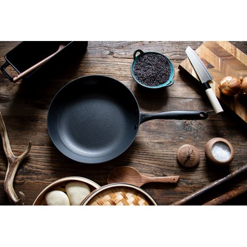 Satake Stekpanna 30 cm, Lättviktsgjutjärn Honeycomb med keramisk beläggning