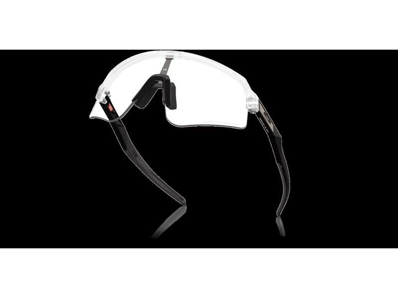 OAKLEY SUTRO LITE SWEEPMATTE CLEAR / PHOTOCHROMIC
