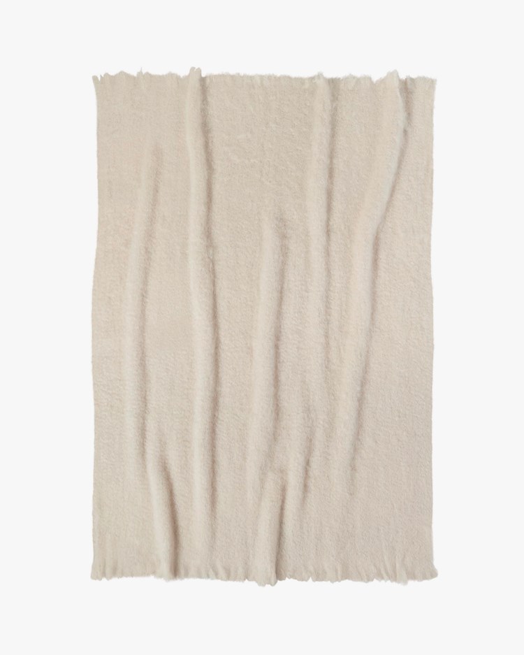 Layered Artisania Mohair Blanket Beige
