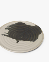 Ferm Living Omhu Plate Small Off White/Charcoal