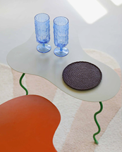 &Klevering Squiggle Table Medium Multicolor