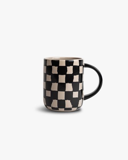 Liz Checkered Mug Black