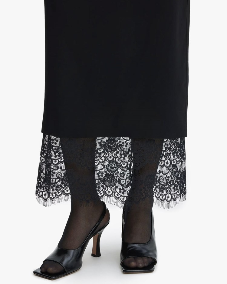 Black 2024 lace skirt