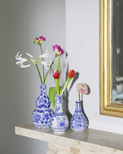 &Klevering Vase Flowers Lotus Blue