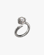 Maria Nilsdotter Claw Pearl Ring Silver