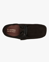 Clarks Wallabee. D Black Suede