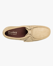 Clarks Wallabee. D Maple Suede