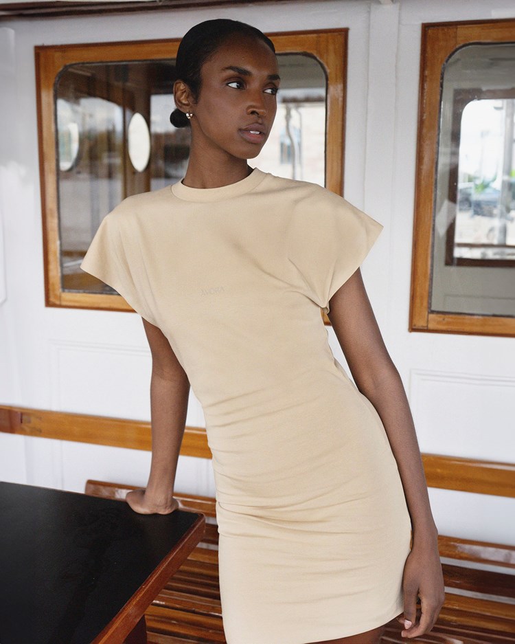 Àvora Dna Dress Beige