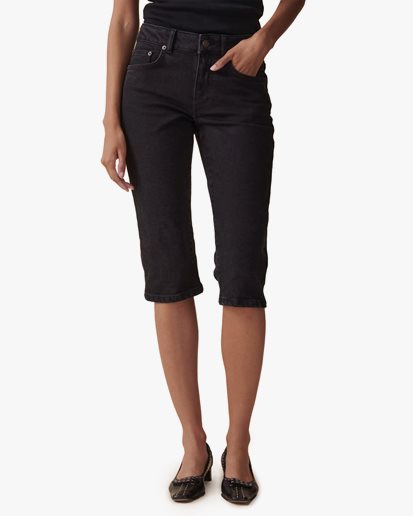 Jeanerica Capri Trousers Black 2 Weeks