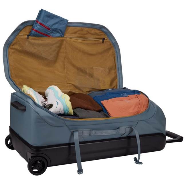 Thule Chasm Wheeled Duffel Suitcase matkalaukku Pond