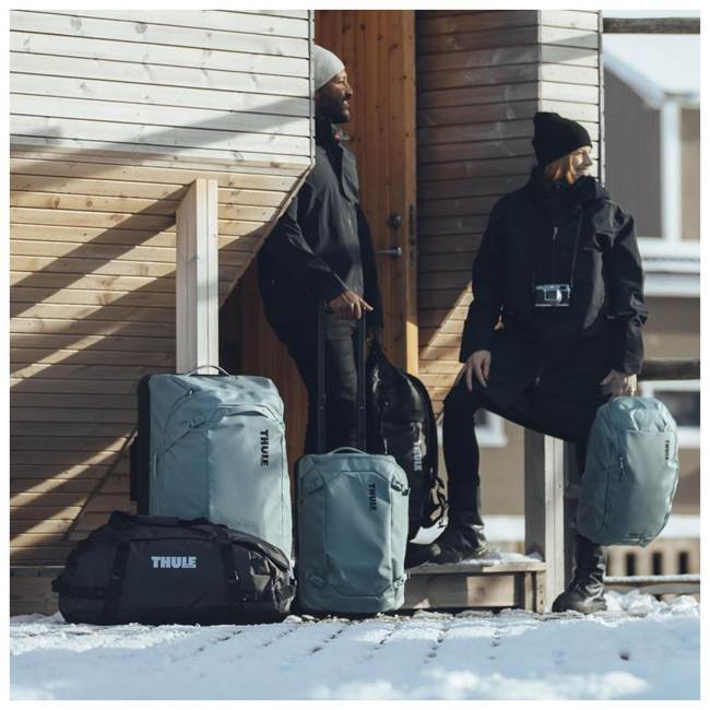 Thule Chasm 90L Duffel matkalaukku Musta