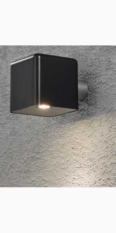 Konstsmide Amalfi vägglampa 3W 12V svart plast ink trafo + sladd. 7681-750