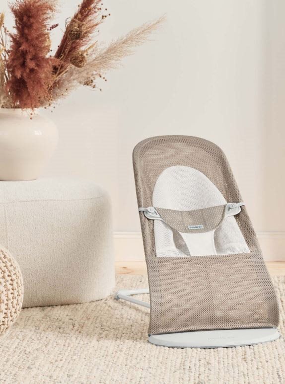 Alternativ bild 1 för Babybjörn Balance Soft mesh, gråbeige/vit/grå ram, Gråbeige/vit/grå ram