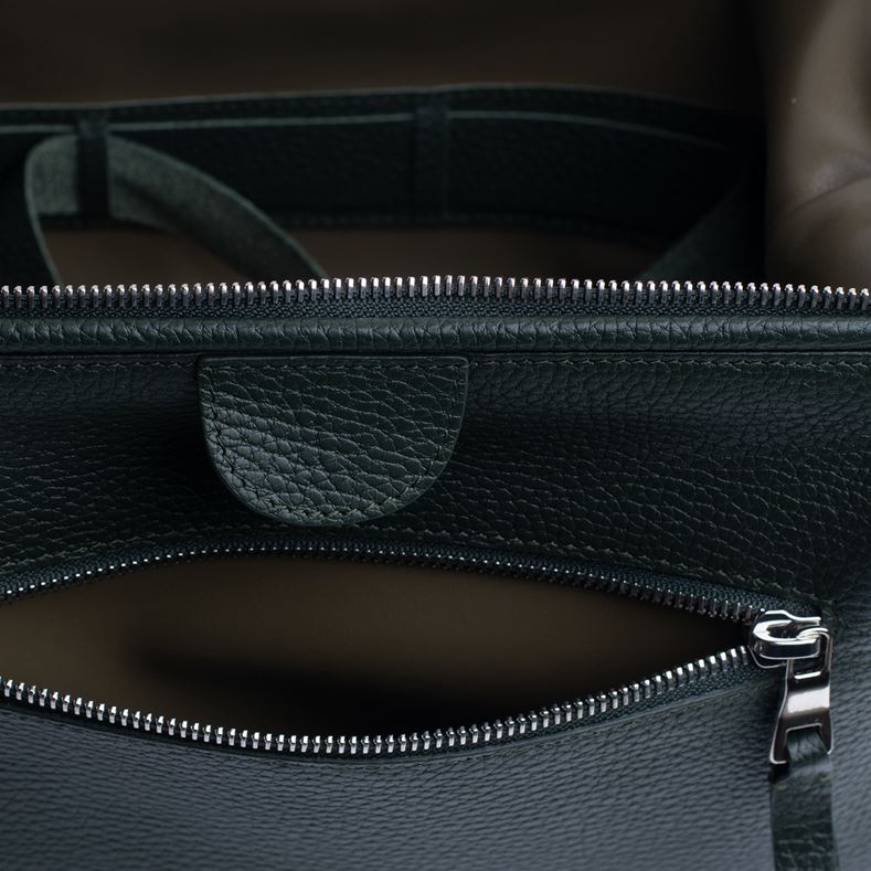 Classic Toiletry Case / Large