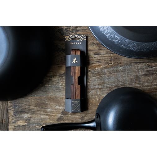 Satake Magnetiskt underlägg Valnöt