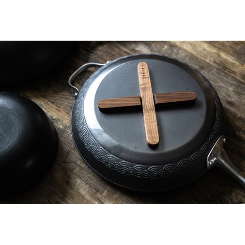 Satake Magnetiskt underlägg Valnöt