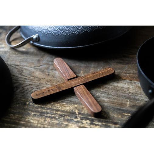 Satake Magnetiskt underlägg Valnöt