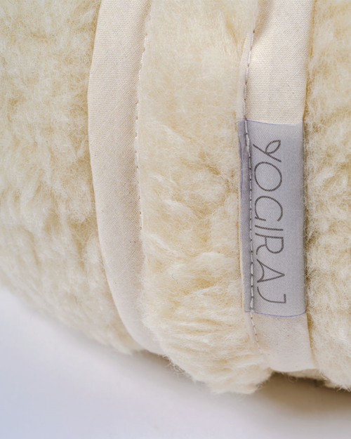 Meditationskudde Crescent cushion wool, Natural - Yogiraj