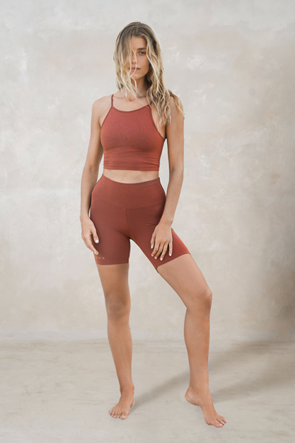 Yogatopp Ester Bamboo Built-in Bra Crop Top, Cinnamon - Studio K
