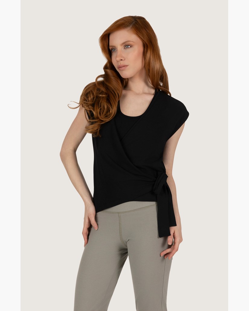 Yogatopp Aurora Wrap Top, Onyx Black - Urban Goddess
