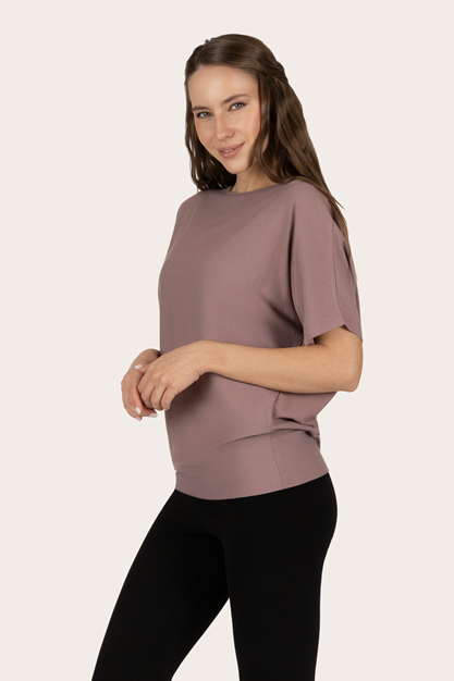 Yogatopp Budhi Short Sleeve Top, Fireclay - Urban Goddess