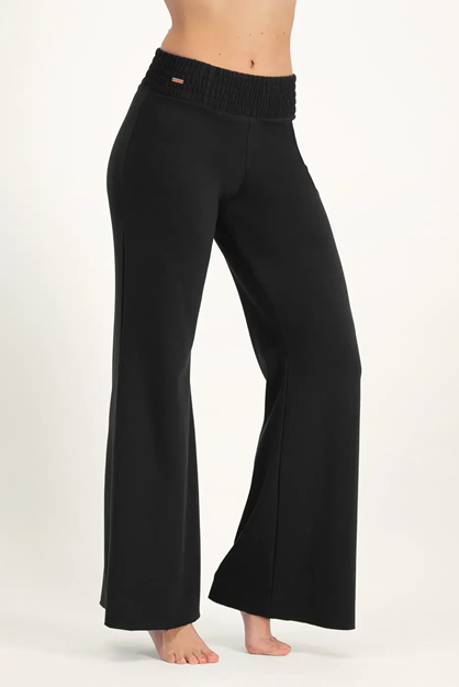Yogabyxor Flow Summer Pants, Onyx Black - Urban Goddess
