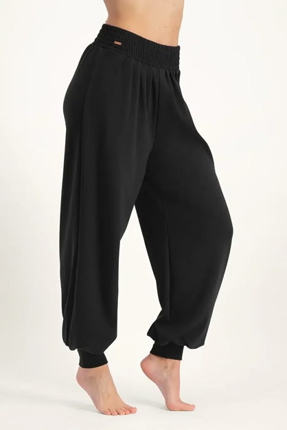 Yogabyxor Jaya Yoga Summer Harem Pants, Onyx Black - Urban Goddess