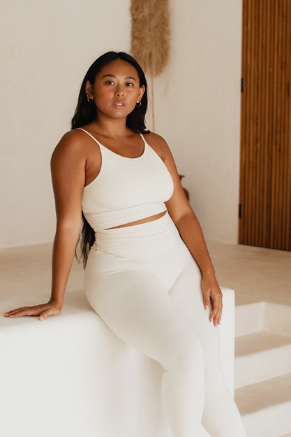 Yogatopp Ester Bamboo Built-in Bra Crop Top, Oatmeal - Studio K