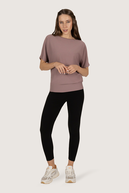 Yogatopp Budhi Short Sleeve Top, Fireclay - Urban Goddess