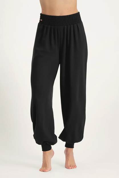 Yogabyxor Jaya Yoga Summer Harem Pants, Onyx Black - Urban Goddess
