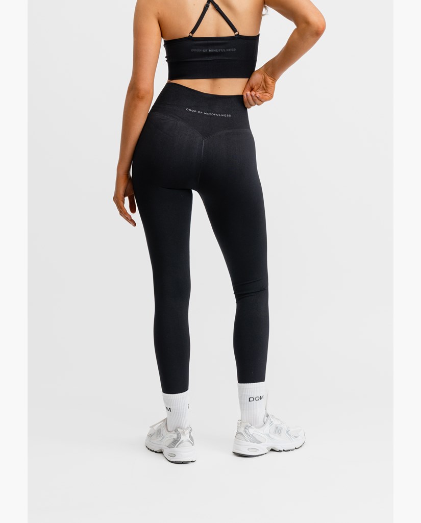 Signature Seamless Tights Black - Träningstights Dam | Drop of Mindfulness